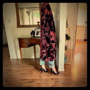 Angie longline burnout velvet kimono sz medium
